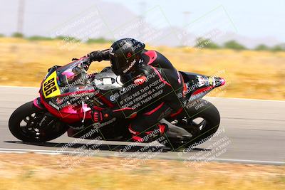 media/Apr-30-2023-CRA (Sun) [[020fcf5d43]]/Race 3-1000 Amateur Supersport/